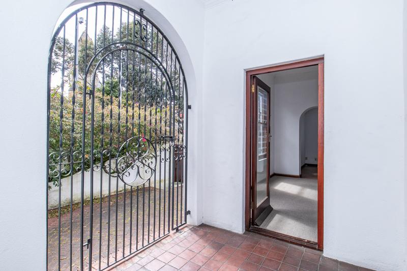 4 Bedroom Property for Sale in Claremont Upper Western Cape